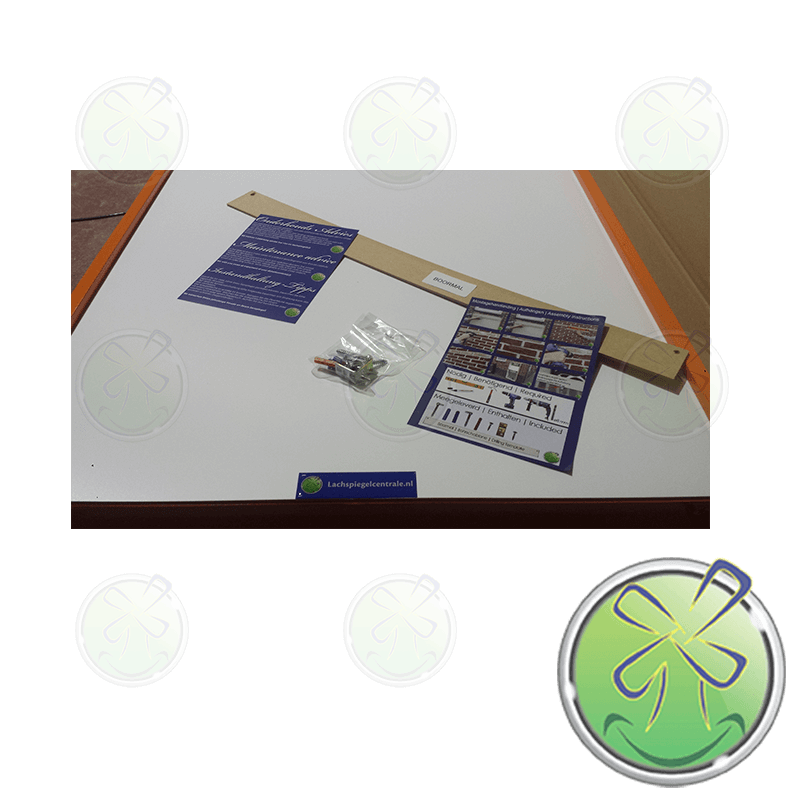 Cada espejo de sonrisa tiene una extensa descripción colgante, plantilla de perforación e instrucciones de mantenimiento. Cada espejo de sonrisa tiene una extensa descripción colgante, plantilla de perforación e instrucciones de mantenimiento.